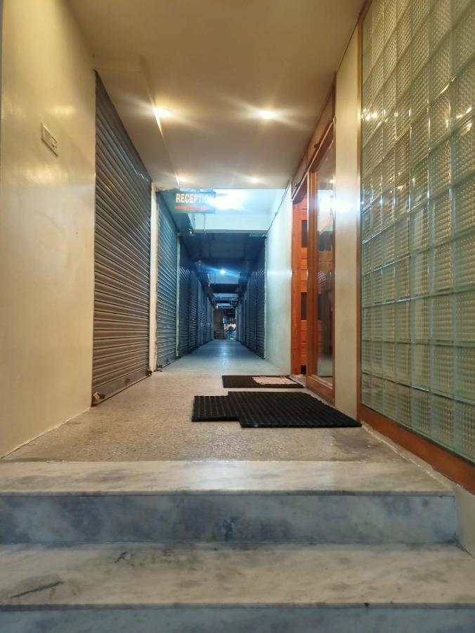 Sky Park Hotels Tiruppur Eksteriør billede